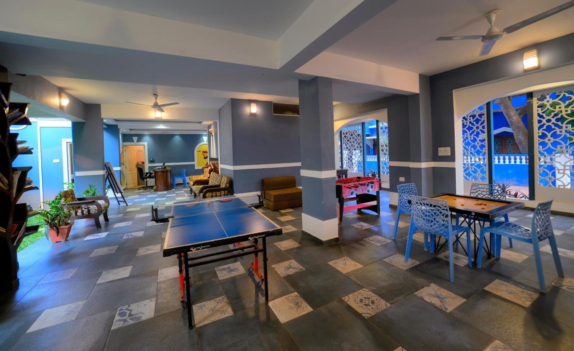 Treehouse Nova Hotel 3*